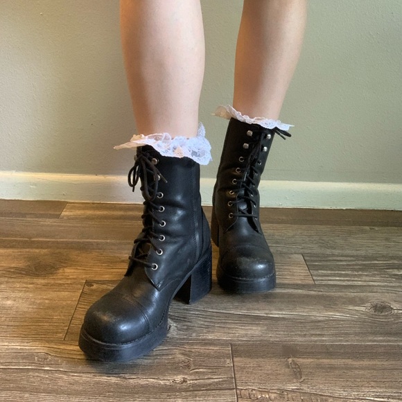 🚫SOLD🚫VINTAGE MUDD ‘TRIXIE’ PLATFORM BOOTS - Picture 3 of 4